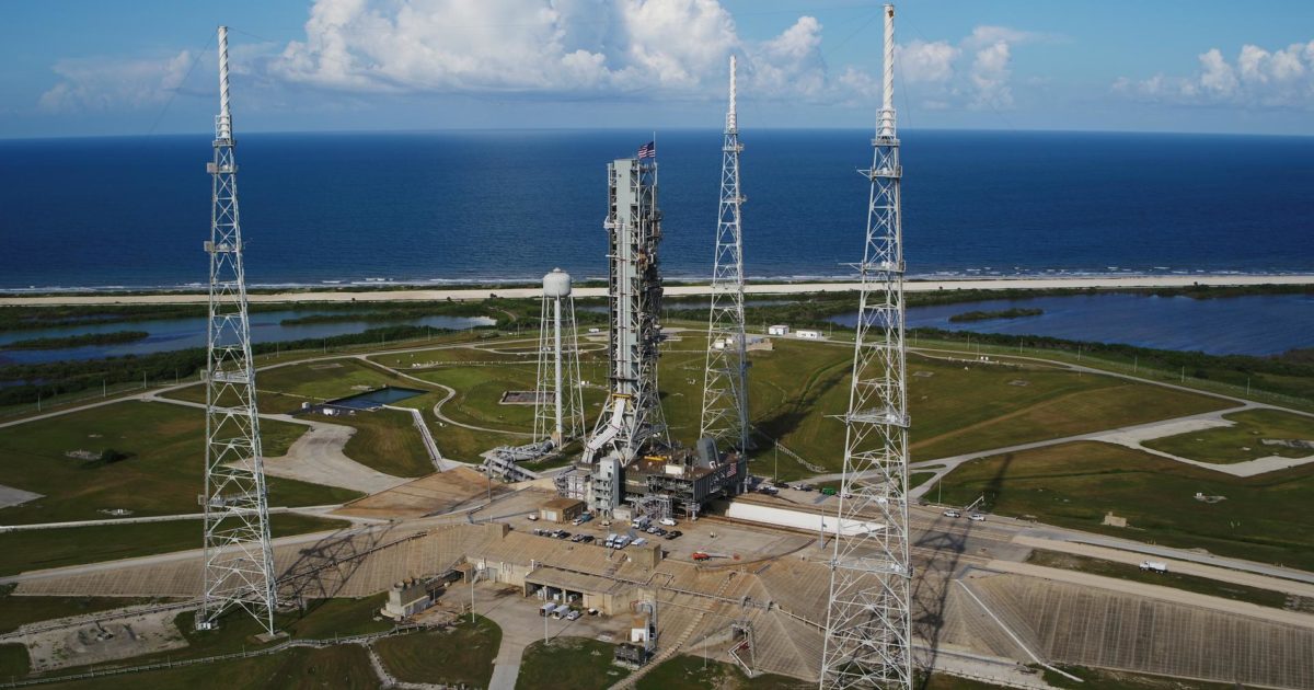 SLS Mobile Launcher at pad 39B | The Planetary Society