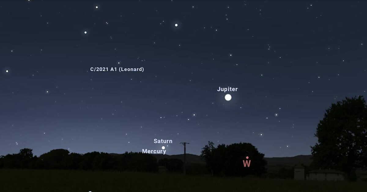 Comet Leonard in the evening sky, Southern… | The Planetary Society