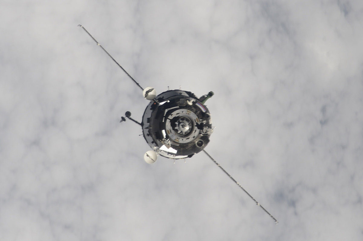 Soyuz TMA19M approaches station The Society