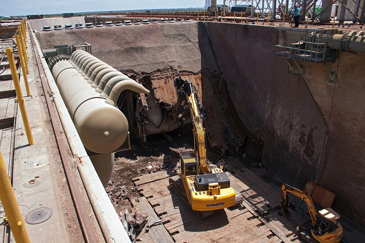 Deflecting the flames of a monster rocket | The Planetary Society