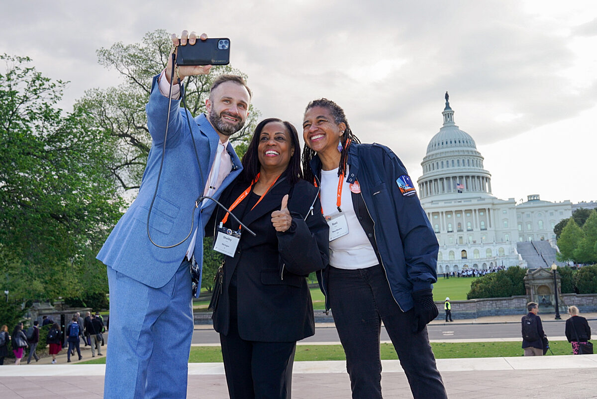 Uma selfie comemorativa no Dia de Ação