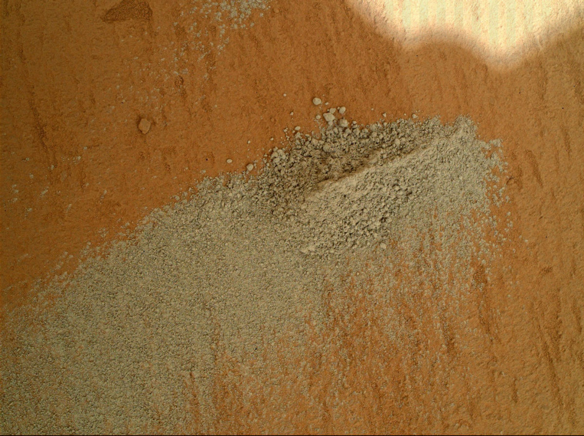 MAHLI image of Cumberland dump pile, sol 487 The Society