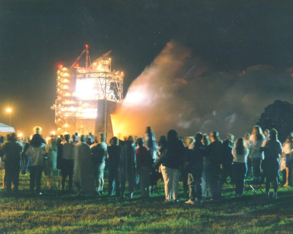 First-ever public evening RS-25 engine test
