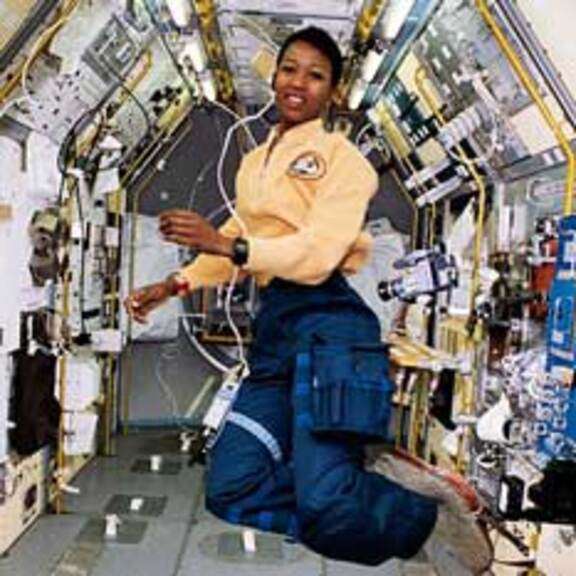 Mae jemison in space