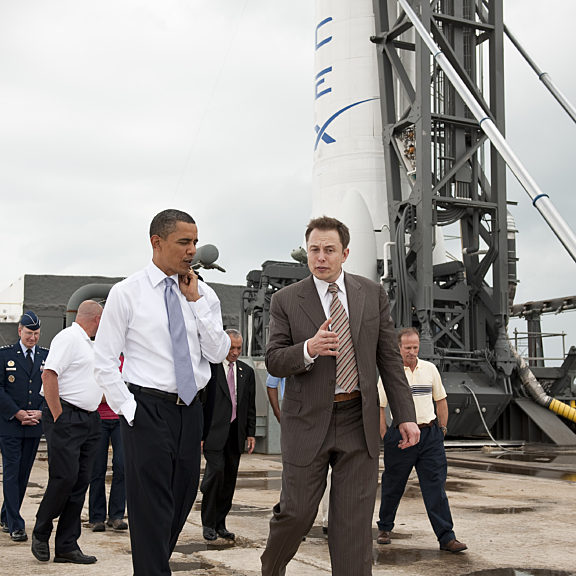 20160930 obama musk ksc april 2010