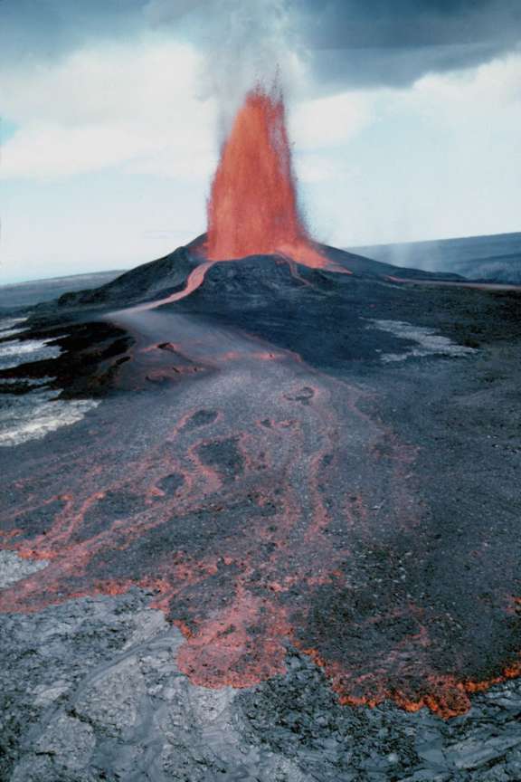 Puʻu ʻŌʻō fountain and ʻaʻa flow | The Planetary Society