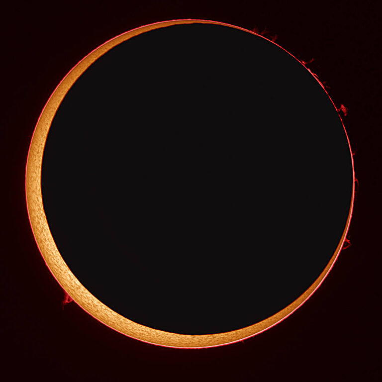 What is an annular solar eclipse?